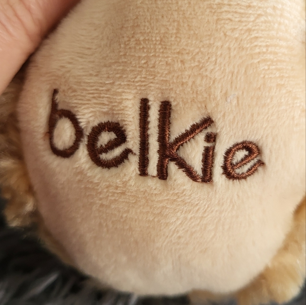 Belkie Bear 2023 Classic Red Vest Collectible Teddy Bear - Picture 4 of 4
